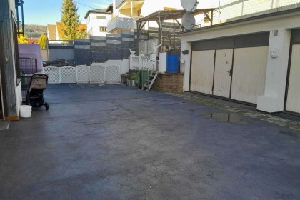 Hof, Garage, Stellplatz