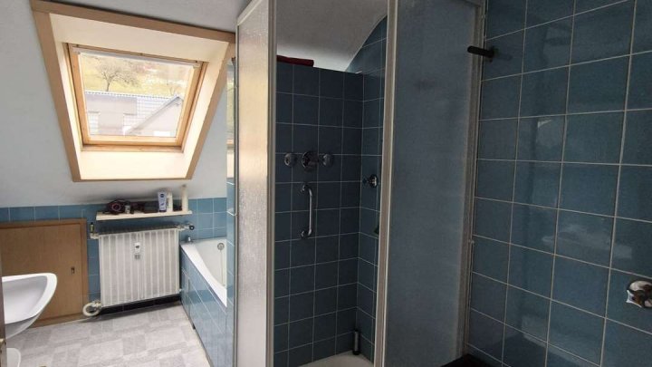 Gepflegtes 3-Familienhaus für mehrere Generationen