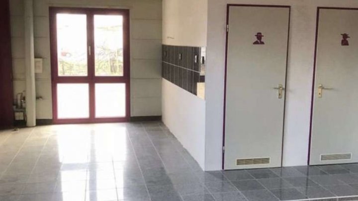 Halle mit einladender Bürofläche zu verkaufen!