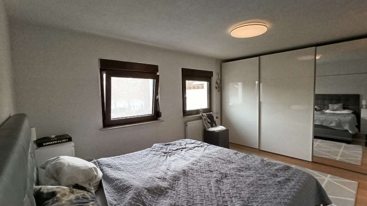 provisionsfrei ** sofort bezugsfertig ** komplett renoviertes Haus für die Familie