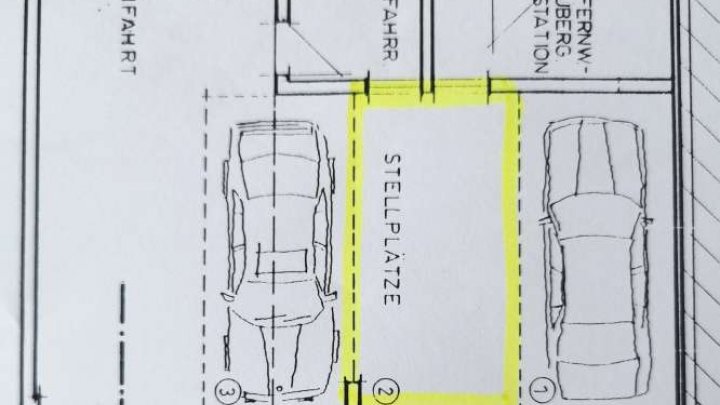Zentrumsnahe 2-Zi.-ETW mit EBK, Balkon und Carport