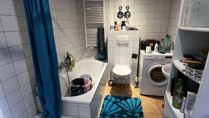 2-Zimmer DG-Whg in Stein zu verkaufen!