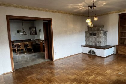 Wohnzimmer und Esszimmer