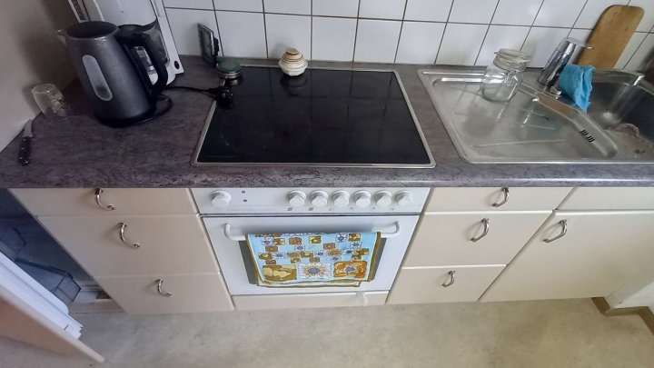 Barrierefreie 2 Zi-ETW mit XXL-Auto-Stellplatz