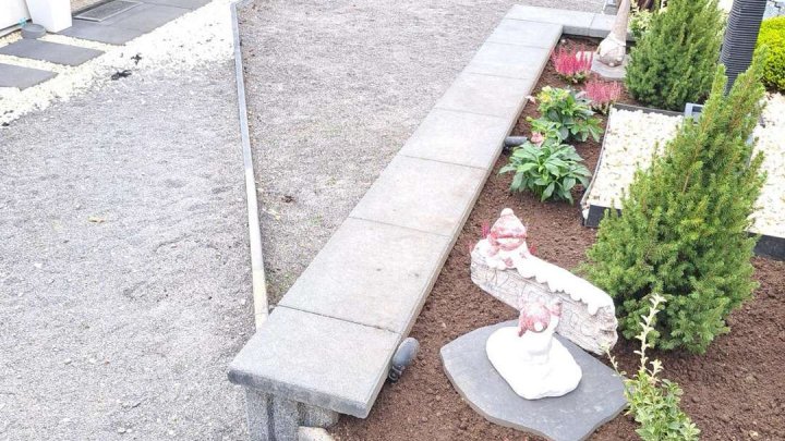 *** Einfamilienhaus mit Restarbeiten ***