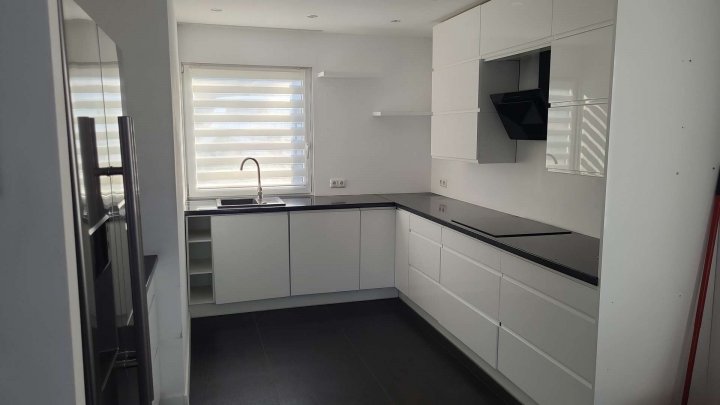 *** Einfamilienhaus mit Restarbeiten ***