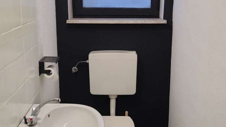 *** Einfamilienhaus mit Restarbeiten ***