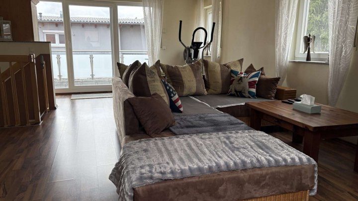 Top gepflegtes Reiheneckhaus inkl. Garage für das anspruchsvolle Pärchen