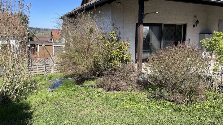 Rohdiamant braucht Feinschliff! Schönes Haus - renovierungsbedürftig zu verkaufen.