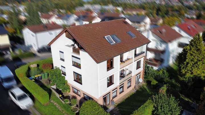 Lichtdurchflutete 71 m² im Dachgeschoss – Ihr neues Zuhause mit Charakter