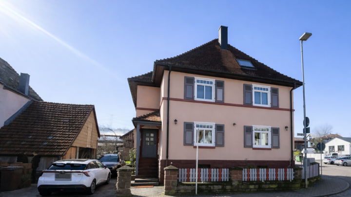 Traumhaft wohnen mit Garten, Scheune und zusätzlichem Mietpotenzial