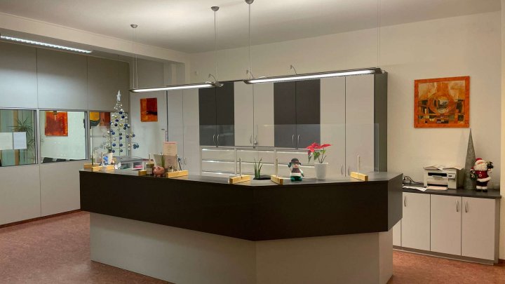 Gewerberäumlichkeiten mit ca. 180 m² incl. 5 Stellplätze