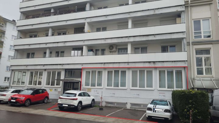 Gewerberäumlichkeiten mit ca. 180 m² incl. 5 Stellplätze