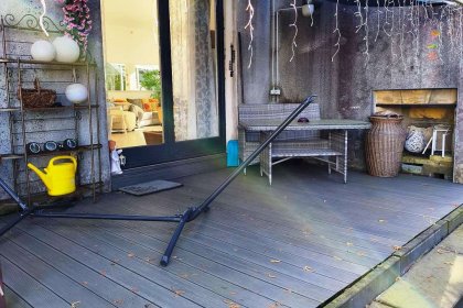 Terrasse auf der Rückseite