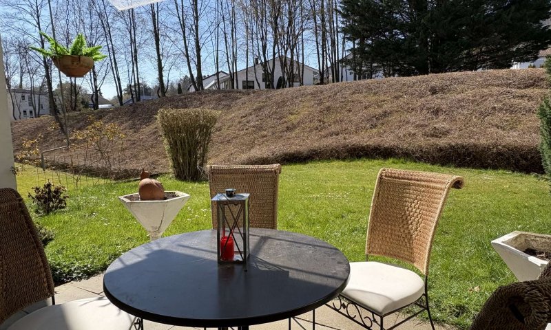 Ruhig gelegene 3,5 Zi-Whg mit Terrasse am Fuße der Achalm