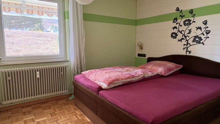 sofort beziehbar - 3,5 Zi-Whg mit Stellplatz in naturnaher Lage