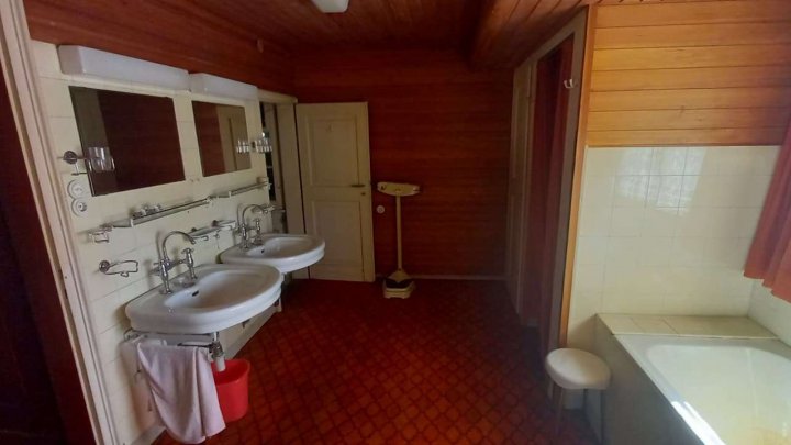 Historisches Juwel auf großem Grund in bester Lage