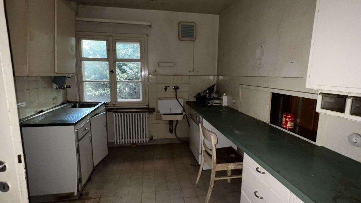 Historisches Juwel auf großem Grund in bester Lage