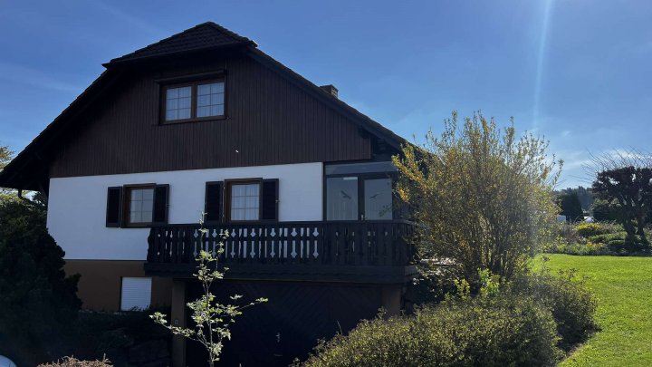 Individuelles Landhaus in Traumlage