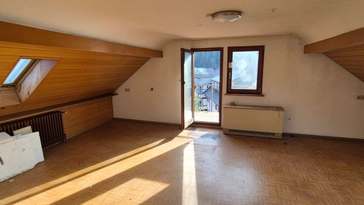 3 Familienhaus im Schwarzwald (sanierungsbedürftig)
